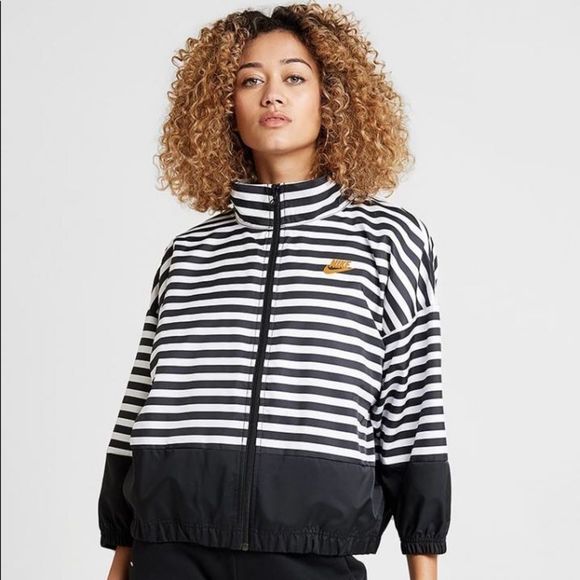 Nike Women’s Black/White Stripe woven full-zip jacket - Picture 1 of 10